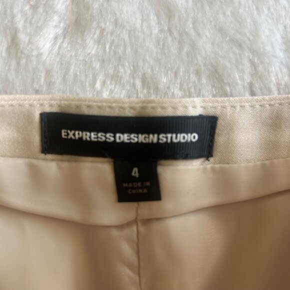 Express Tan Knee Length Pencil Skirt Size 4 Cotton/Spandex Back Slit Detail - Picture 4 of 6